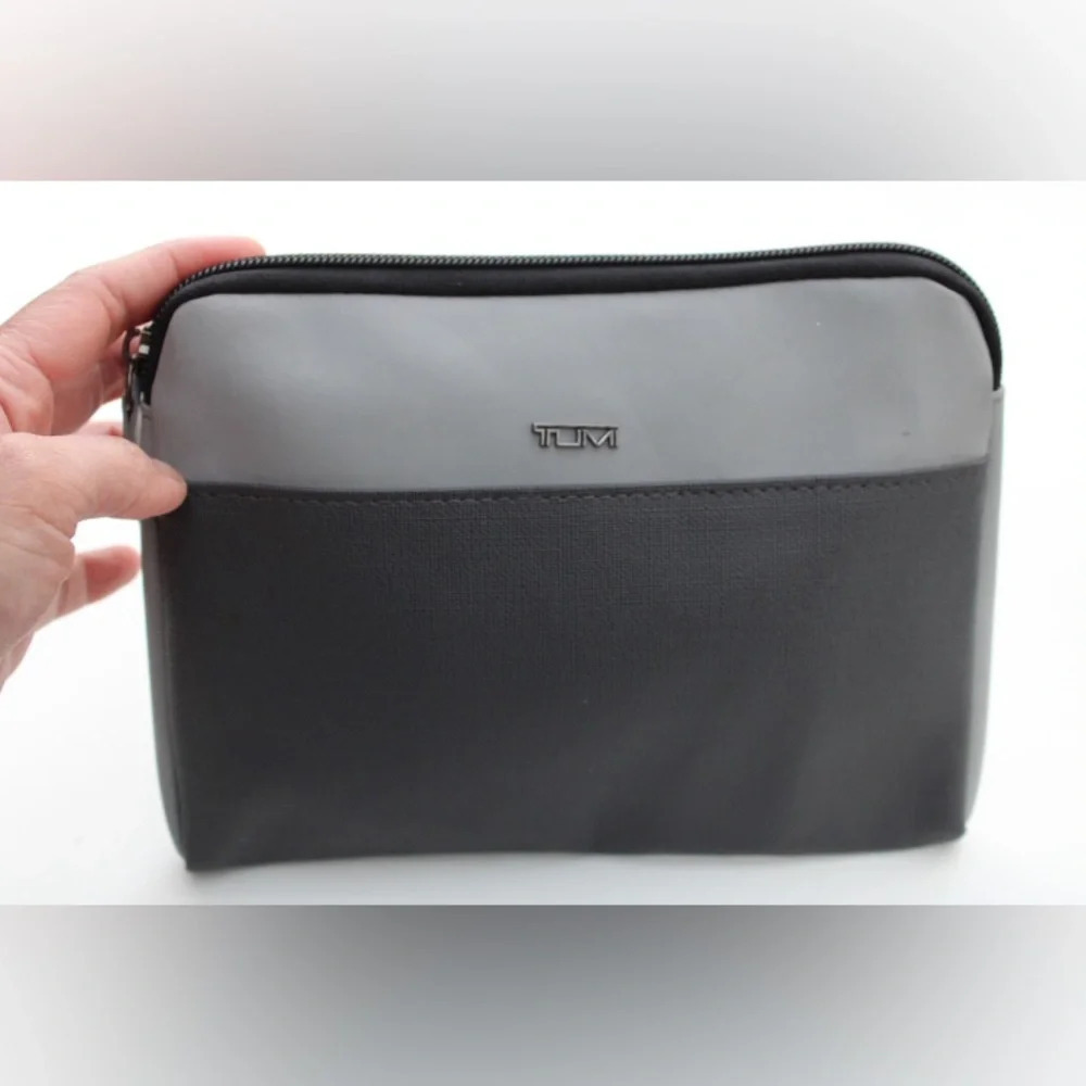 Tumi cosmetics bag